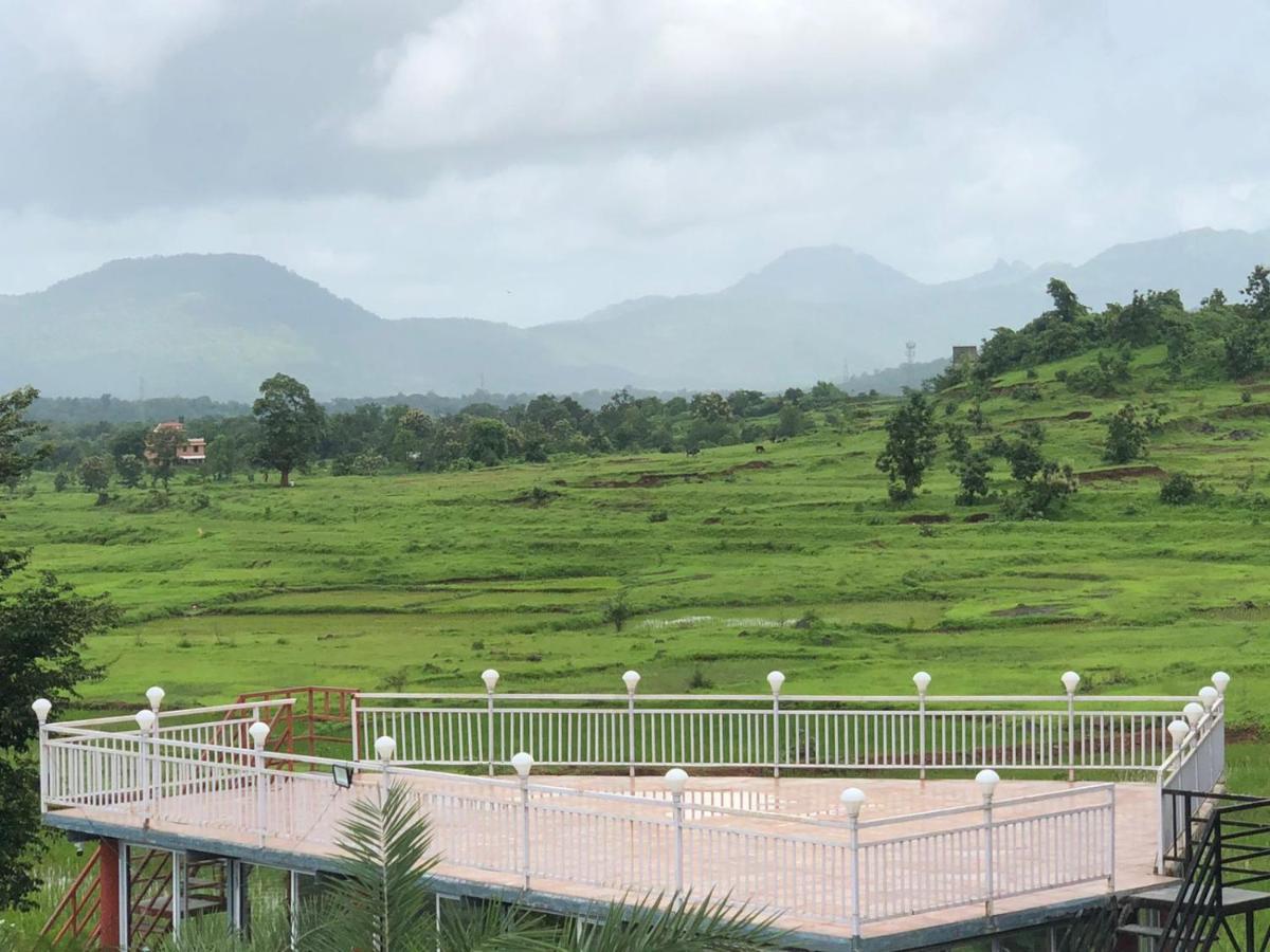Tamboo Resort Vajreshwari Thane Bagian luar foto